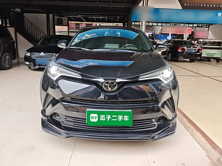 Фото 3 - Toyota Izoa