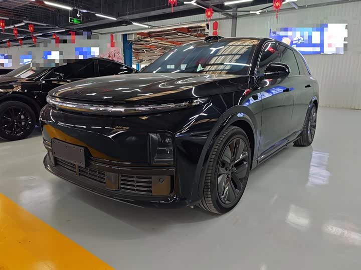 Фото 1 - LiXiang L7