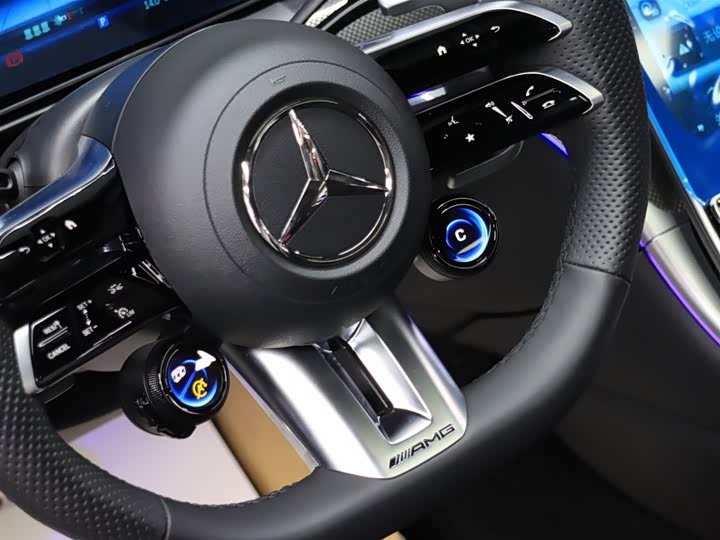 Фото 8 - Mercedes-Benz C-Class AMG