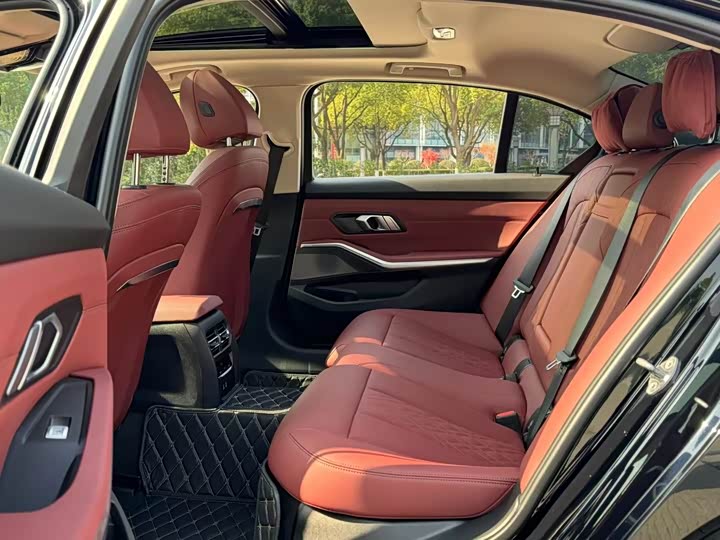 Фото 7 - BMW 3 Series