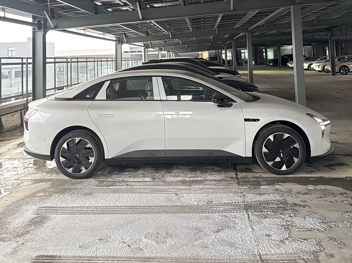 Фото 3 - XPeng Mona M03