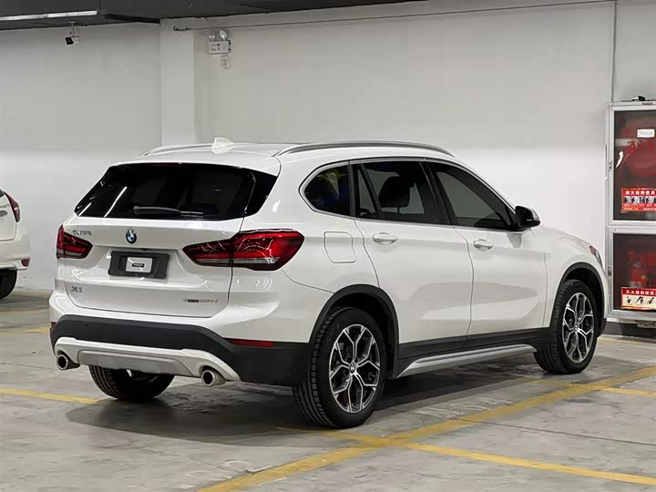Фото 5 - BMW X1