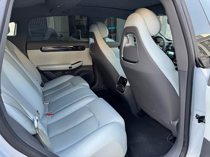 Фото 8 - Leapmotor C01