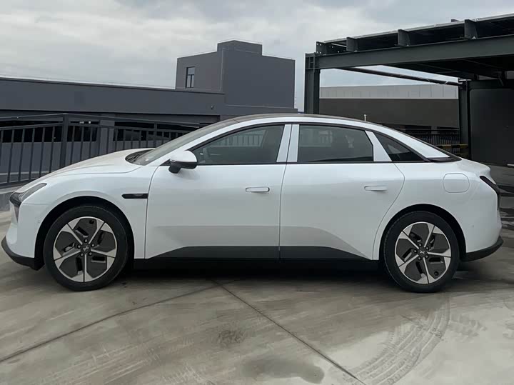 Фото 3 - XPeng Mona M03