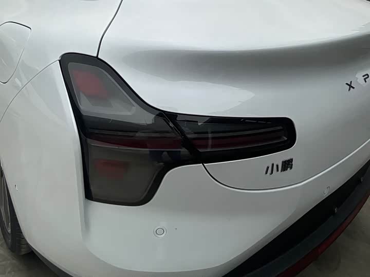 Фото 6 - XPeng Mona M03