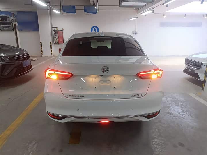 Фото 6 - Buick Verano