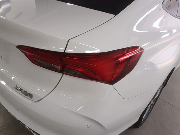 Фото 8 - Buick Verano