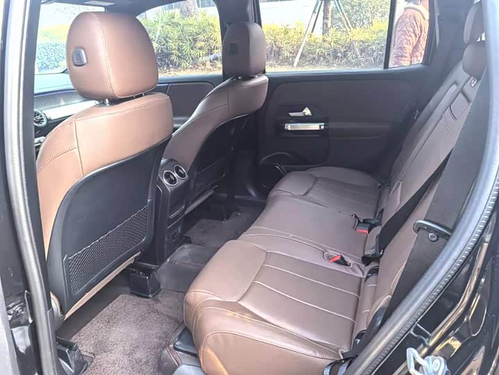 Фото 6 - Mercedes-Benz GLB-Class