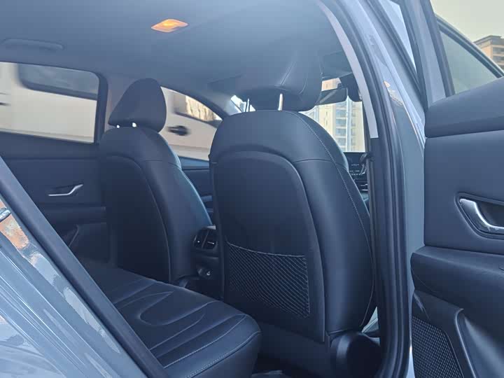 Фото 8 - Hyundai Elantra N line