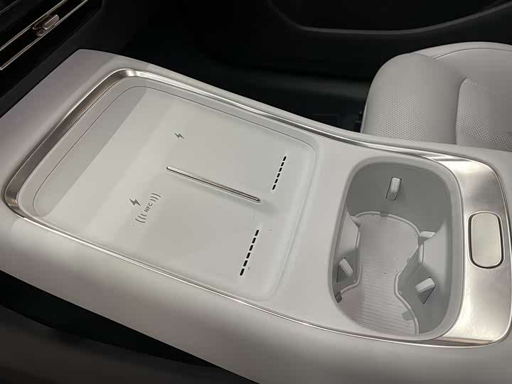 Фото 8 - XPeng F57