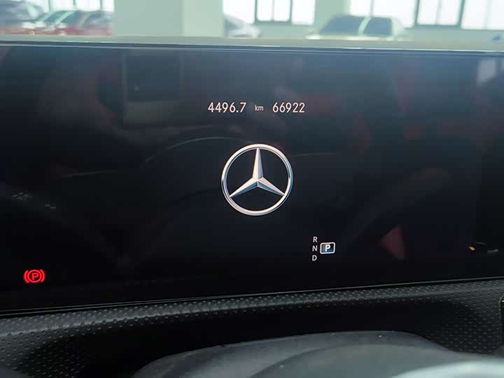 Фото 9 - Mercedes-Benz A-Class