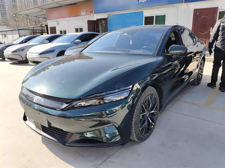 Фото 2 - BYD Han