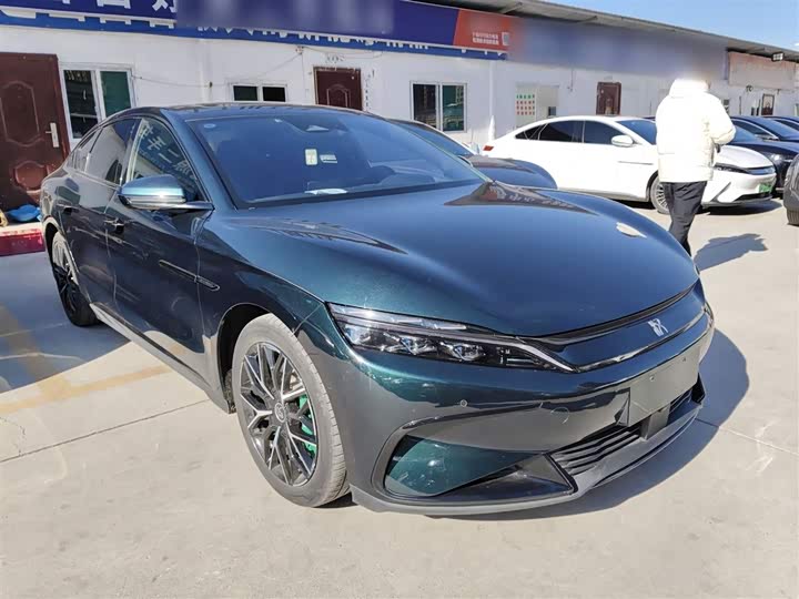 Фото 4 - BYD Han