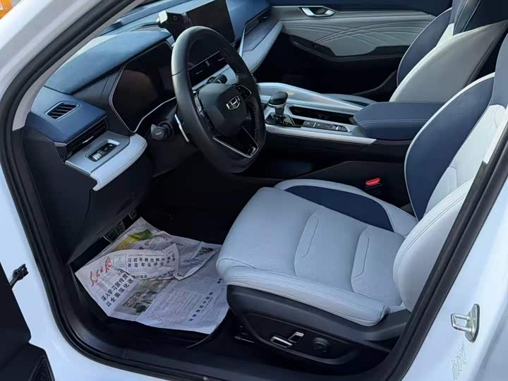 Фото 7 - Geely Preface