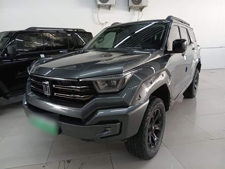 Фото 1 - Tank 400 Hybrid