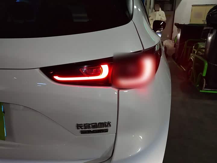 Фото 8 - Mazda CX-5