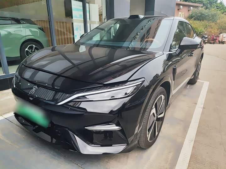 Фото 2 - BYD Song L