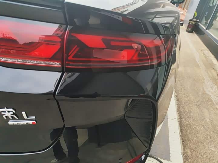 Фото 8 - BYD Song L