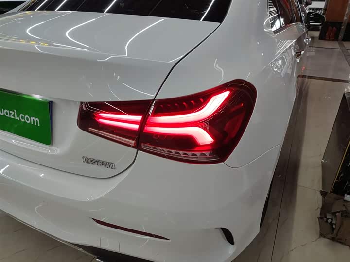 Фото 8 - Mercedes-Benz A-Class