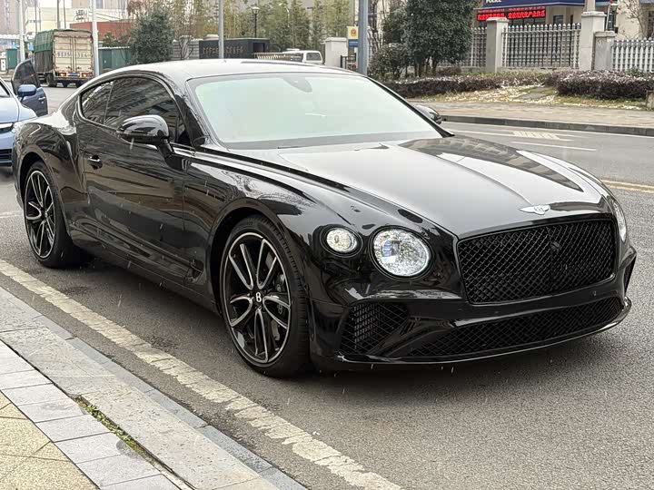 Фото 6 - Bentley Continental GT