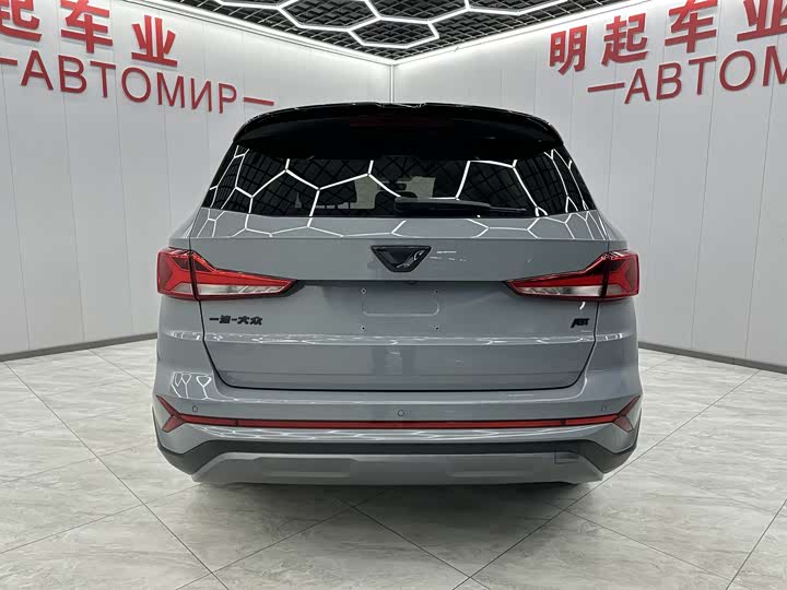 Фото 9 - Jetta VS7