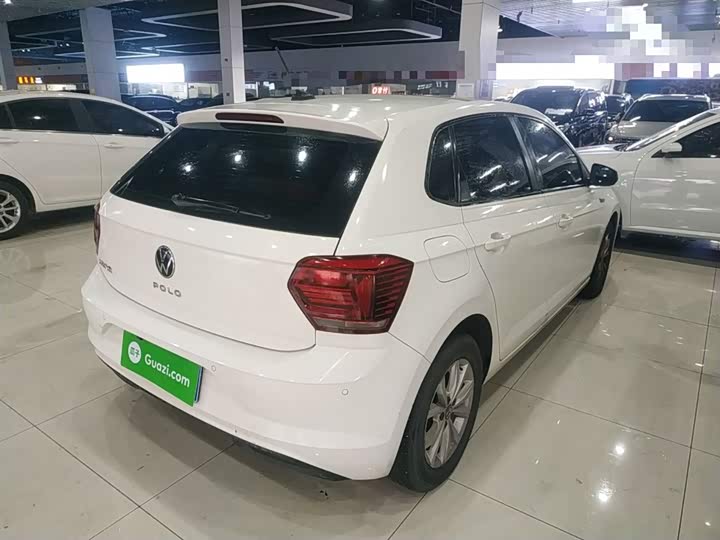 Фото 7 - Volkswagen Polo