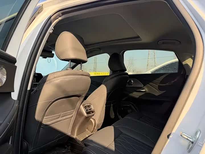 Фото 7 - Chery Arrizo 8