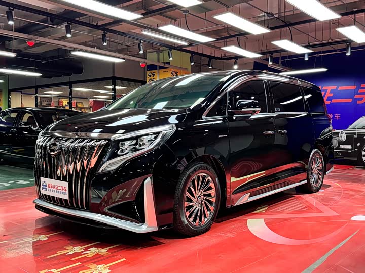 Фото 1 - GAC Trumpchi M8