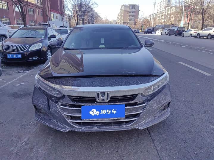 Фото 2 - Honda Accord