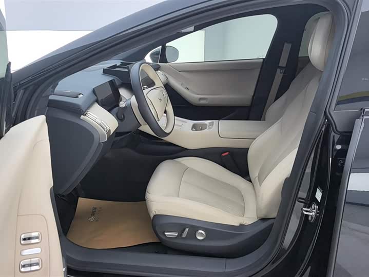 Фото 9 - XPeng F57