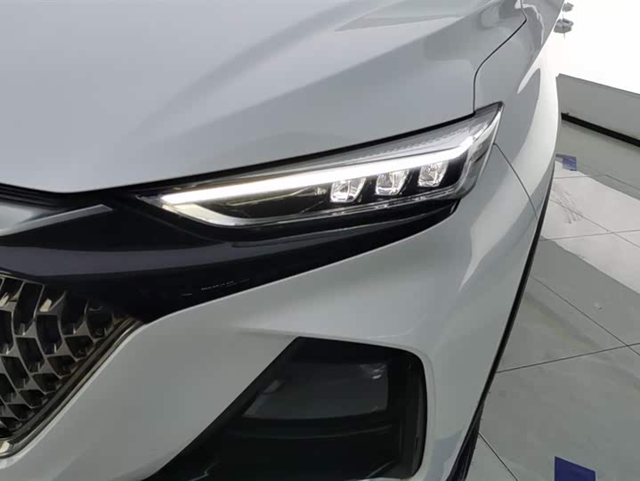 Фото 5 - Changan X7 Plus