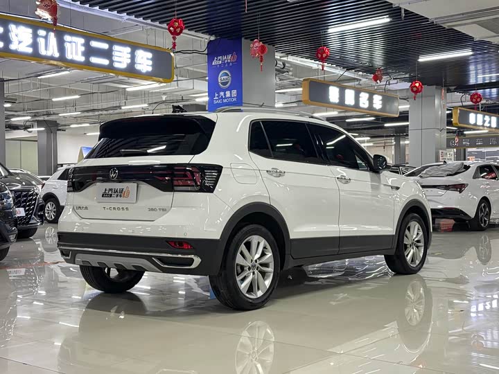 Фото 9 - Volkswagen T-Cross