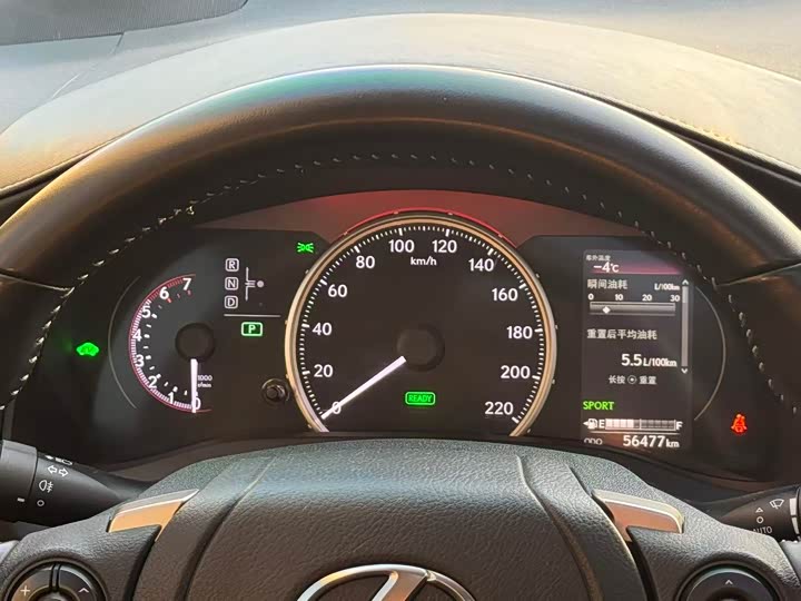 Фото 7 - Lexus CT 200h