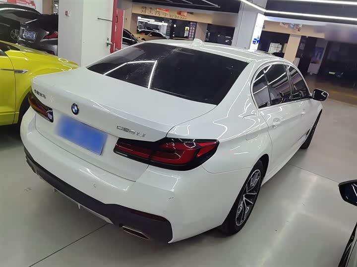 Фото 7 - BMW 5 Series