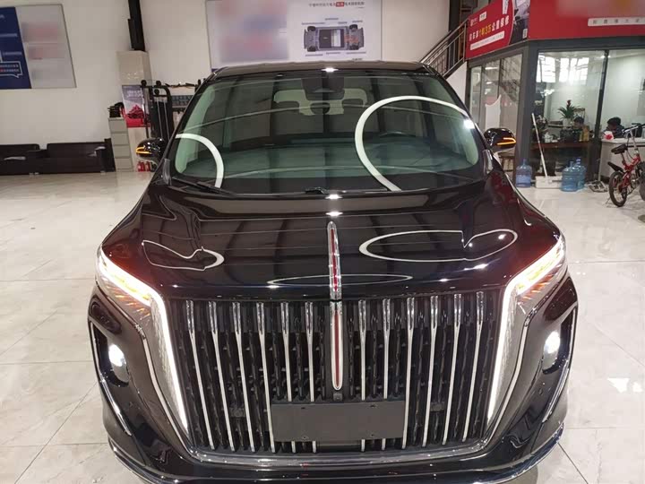 Фото 3 - Hongqi HQ9