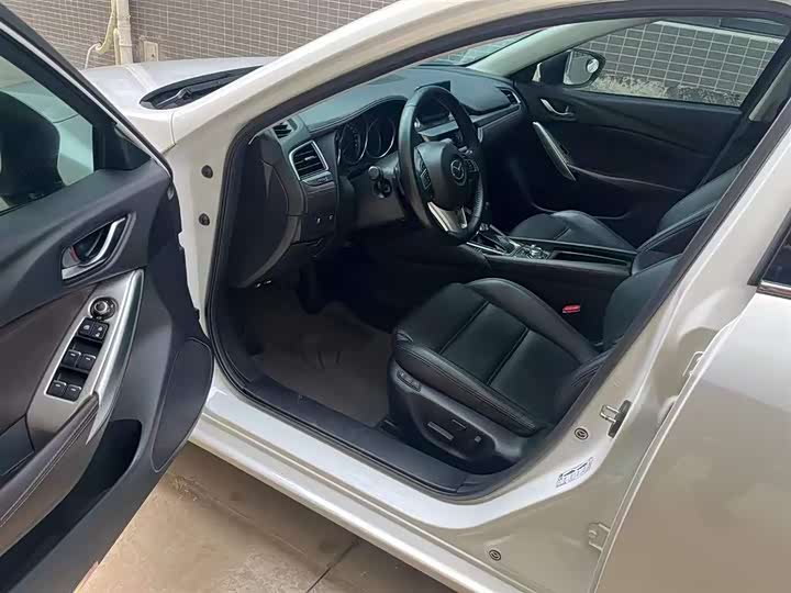 Фото 5 - Mazda Atenza