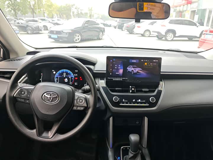 Фото 4 - Toyota Corolla Cross