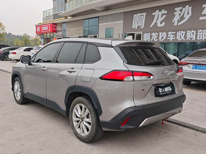 Фото 8 - Toyota Corolla Cross