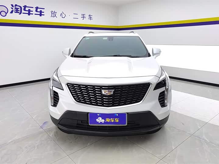 Фото 2 - Cadillac XT4