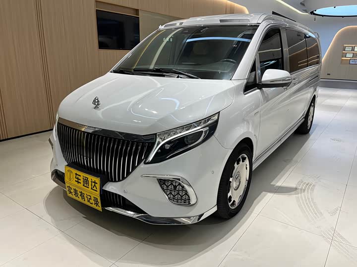 Фото 2 - Mercedes-Benz V-Class