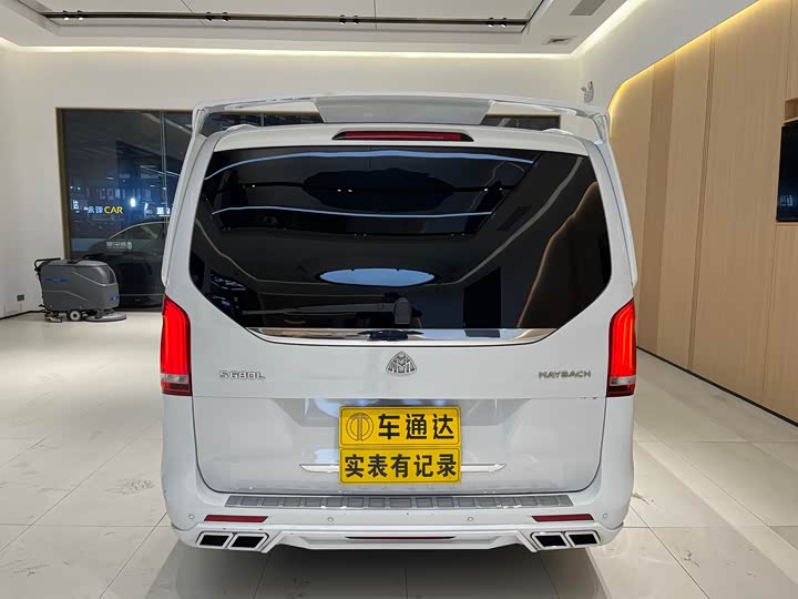 Фото 5 - Mercedes-Benz V-Class