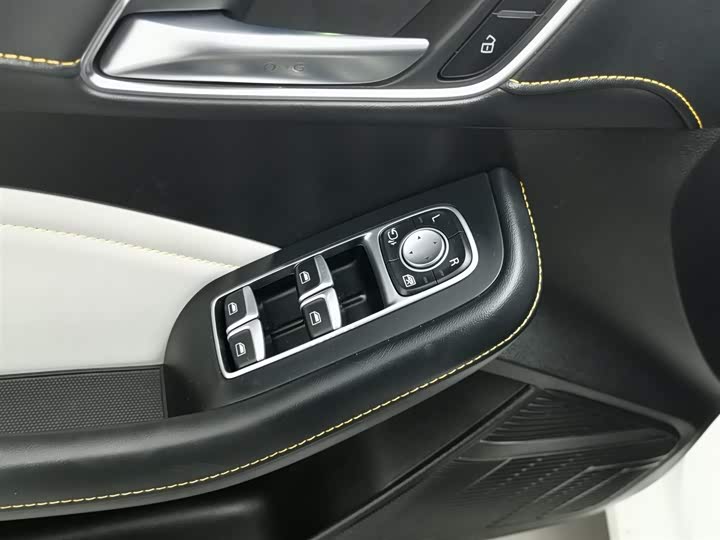 Фото 9 - MG Motor 6