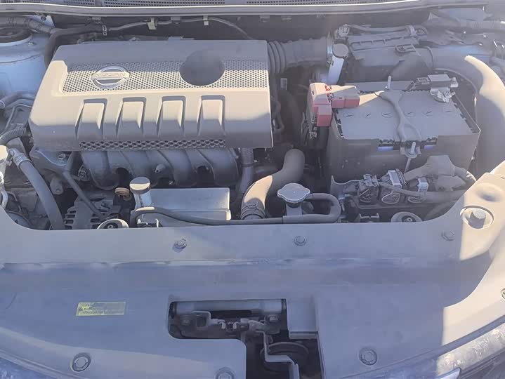 Фото 7 - Nissan Tiida