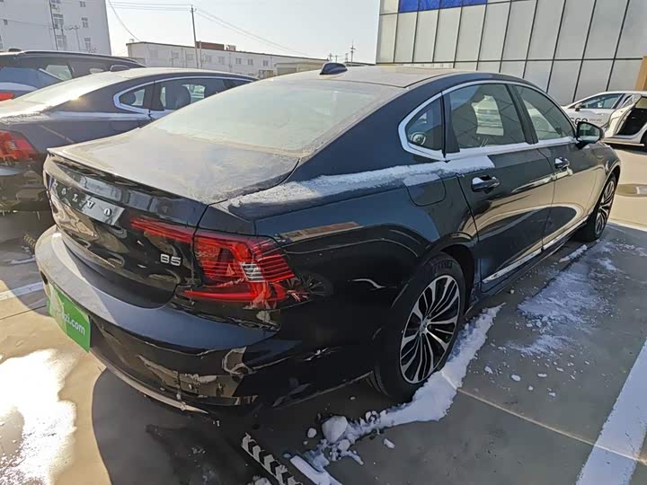 Фото 7 - Volvo S90