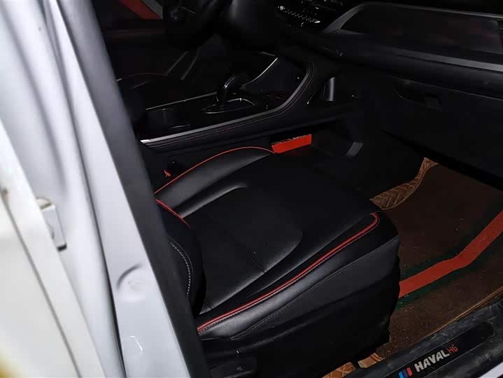 Фото 8 - Haval H6