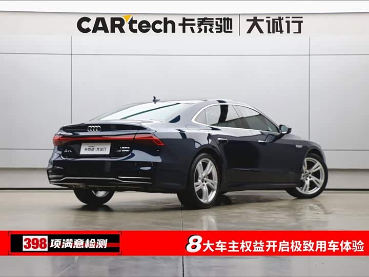 Фото 9 - Audi A7L