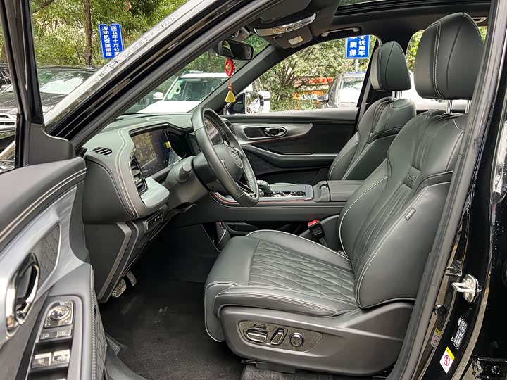 Фото 8 - GAC Trumpchi GS8