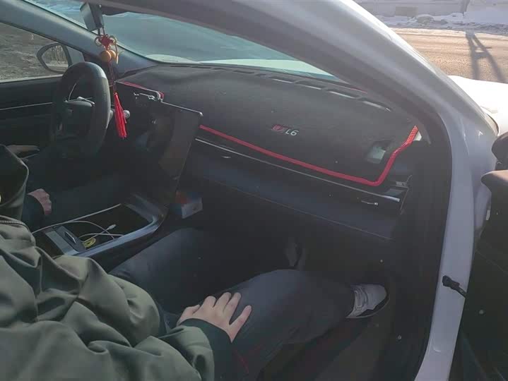 Фото 7 - Geely Galaxy L6