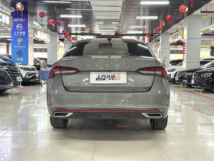 Фото 3 - Skoda Octavia Pro