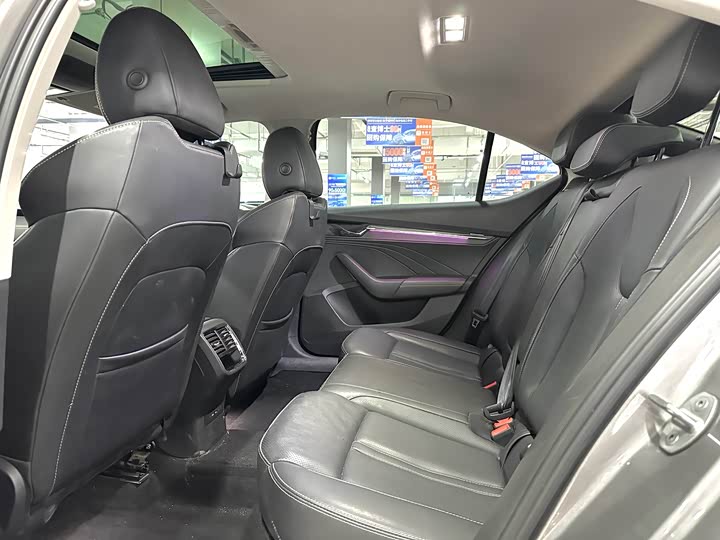 Фото 6 - Skoda Octavia Pro